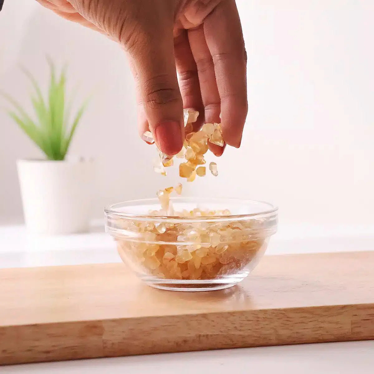 Citrine Chips Stone - GOOD HABITSS