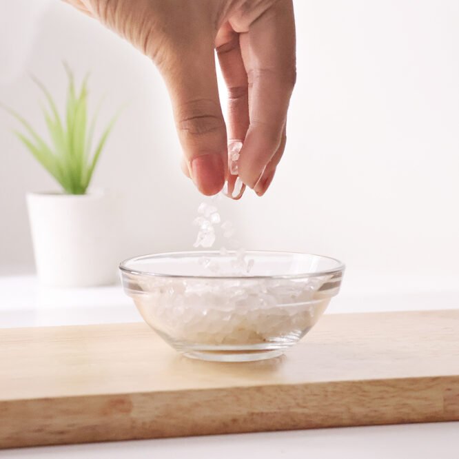 Clear Quartz Chips Stone - GOOD HABITSS