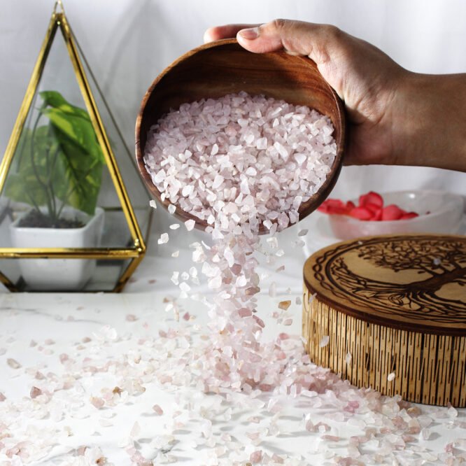 Rose Quartz Chips Stone - GOOD HABITSS